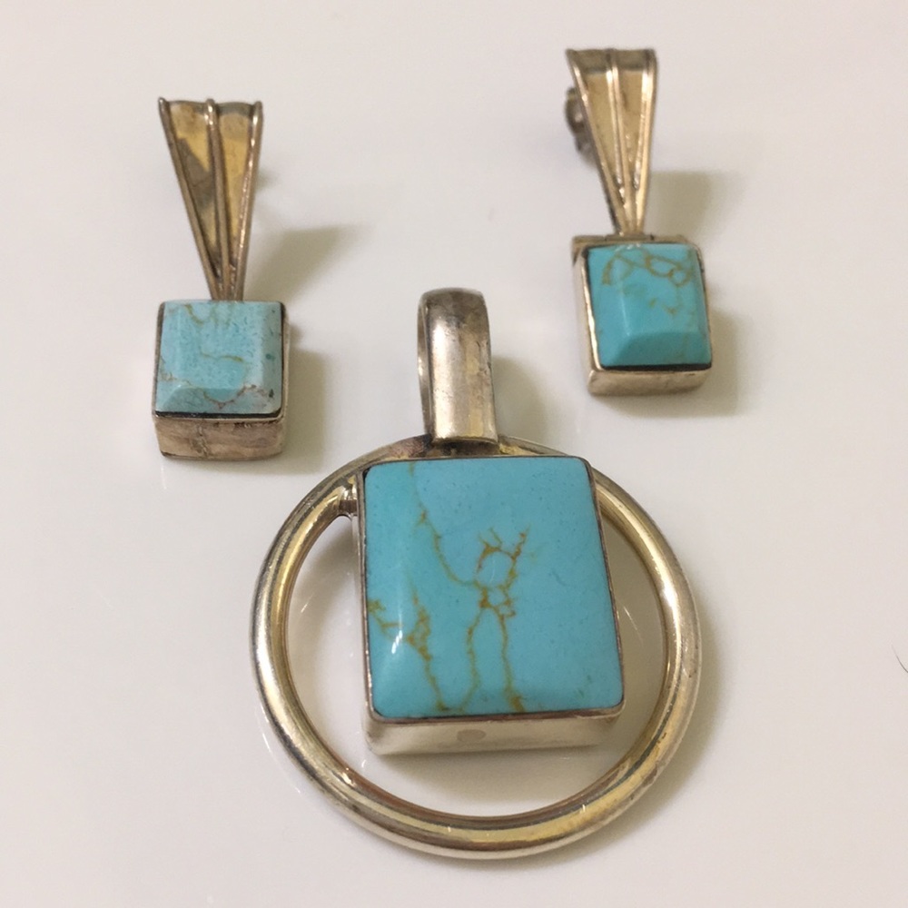 💙 Vintage Oscar Escorcia pendant and earrings 💙